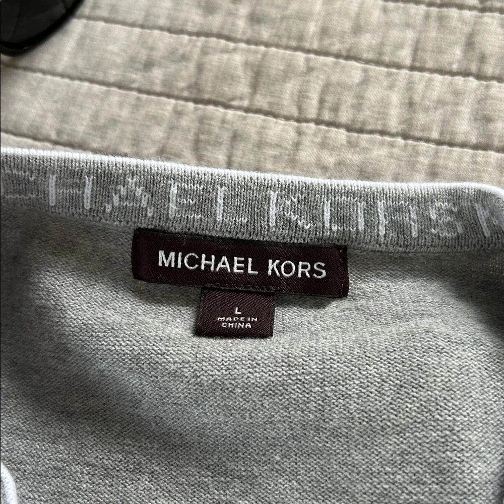 Michael Kors men’s gray 100% cotton classic crew neck sweater large​